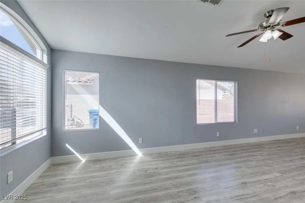 1334 Shimmering Glen, Henderson, NV 89014