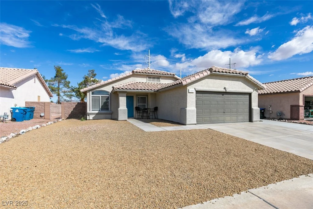 1334 Shimmering Glen, Henderson, NV 89014
