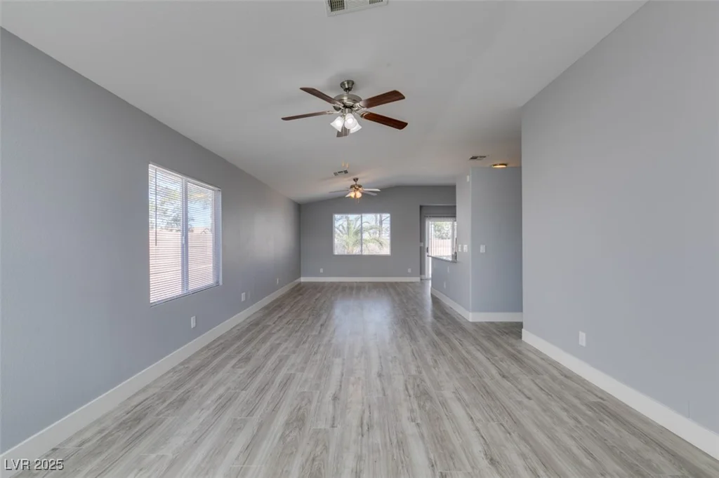 1334 Shimmering Glen, Henderson, NV 89014