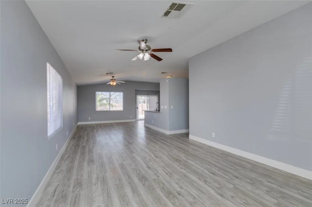 1334 Shimmering Glen, Henderson, NV 89014