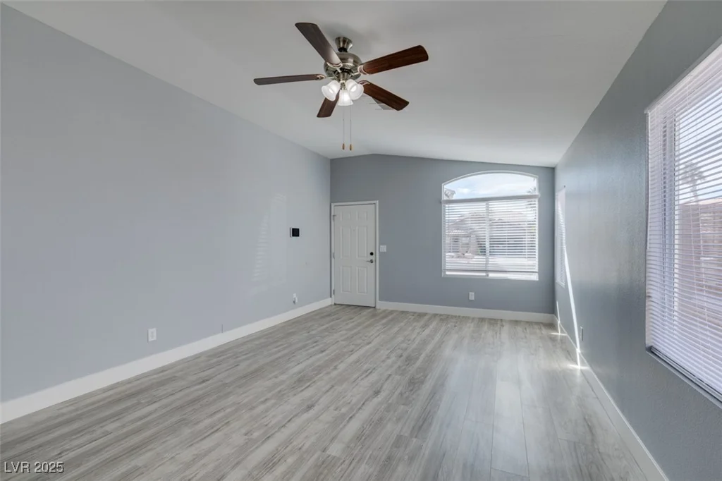 1334 Shimmering Glen, Henderson, NV 89014