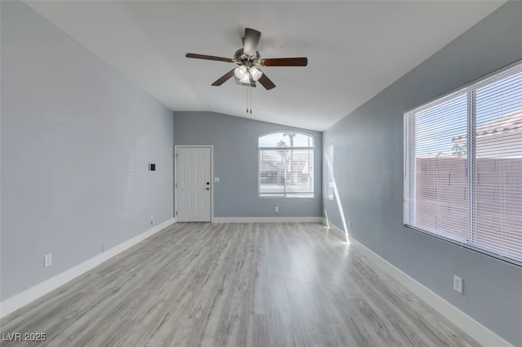 1334 Shimmering Glen, Henderson, NV 89014