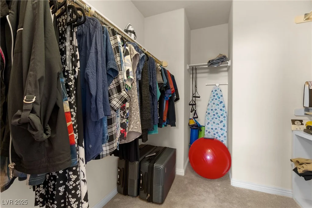 3405 Robust Robin, North Las Vegas, NV 89084