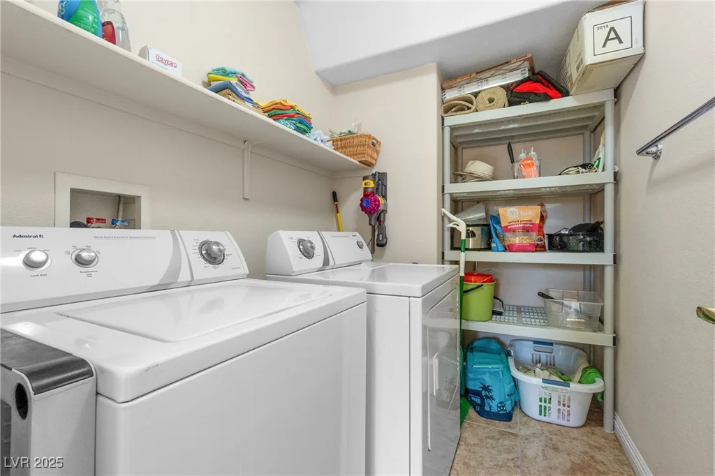 3405 Robust Robin, North Las Vegas, NV 89084