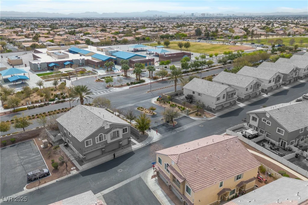 3405 Robust Robin, North Las Vegas, NV 89084