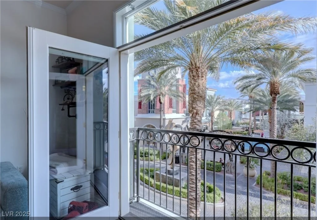 2240 Village Walk, Henderson, NV 89052