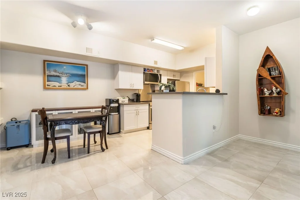 2615 Gary, Las Vegas, NV 89123