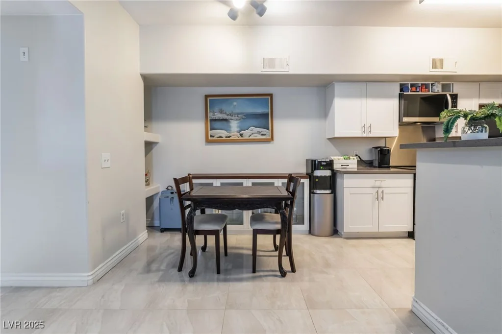 2615 Gary, Las Vegas, NV 89123