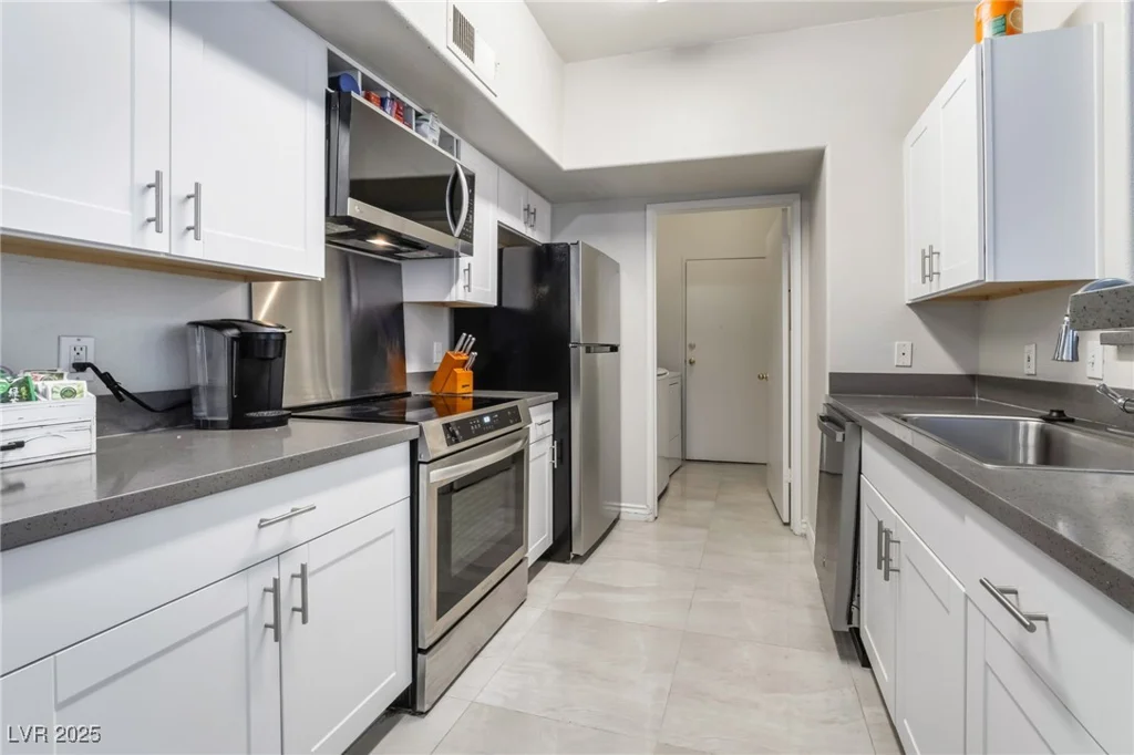 2615 Gary, Las Vegas, NV 89123