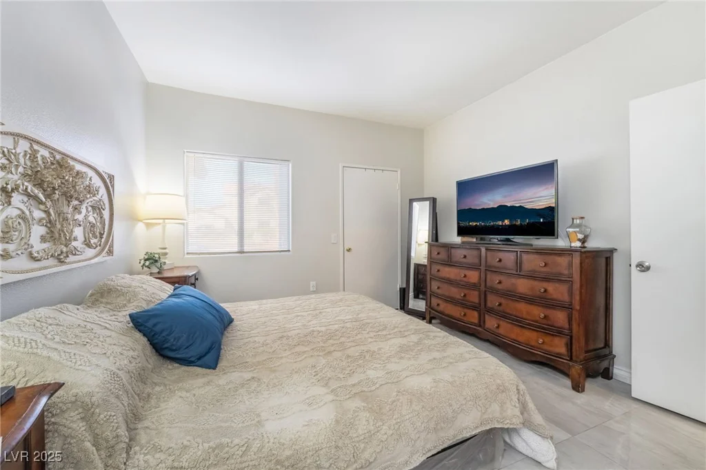2615 Gary, Las Vegas, NV 89123