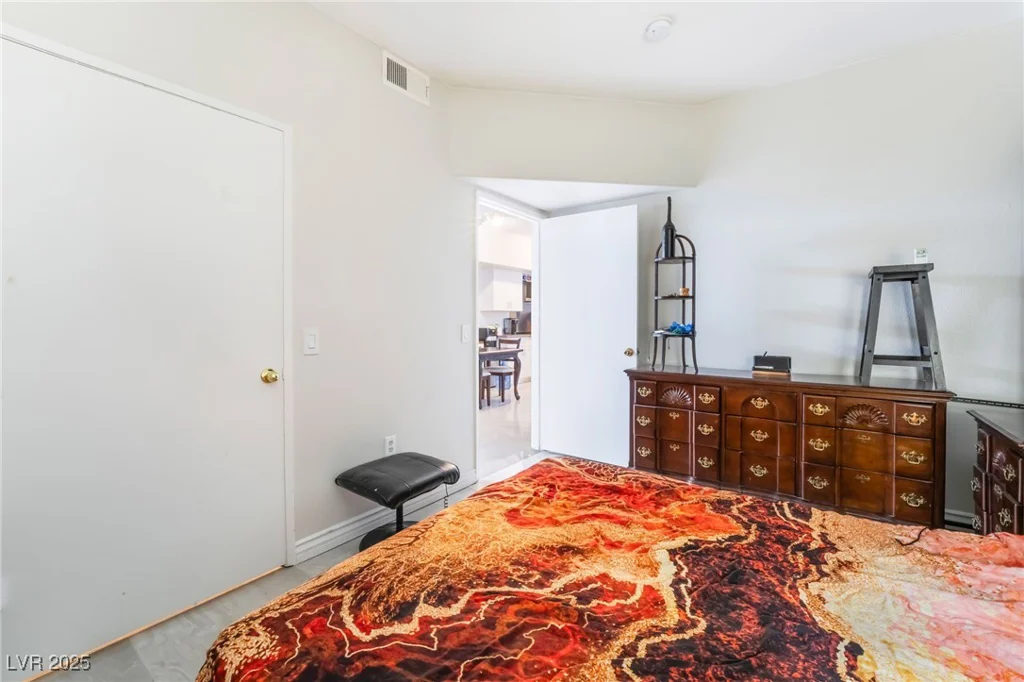 2615 Gary, Las Vegas, NV 89123