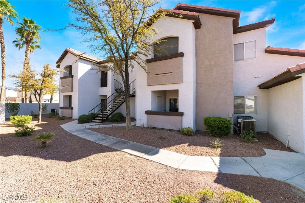 2615 Gary, Las Vegas, NV 89123