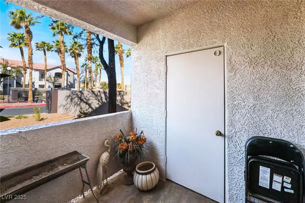 2615 Gary, Las Vegas, NV 89123