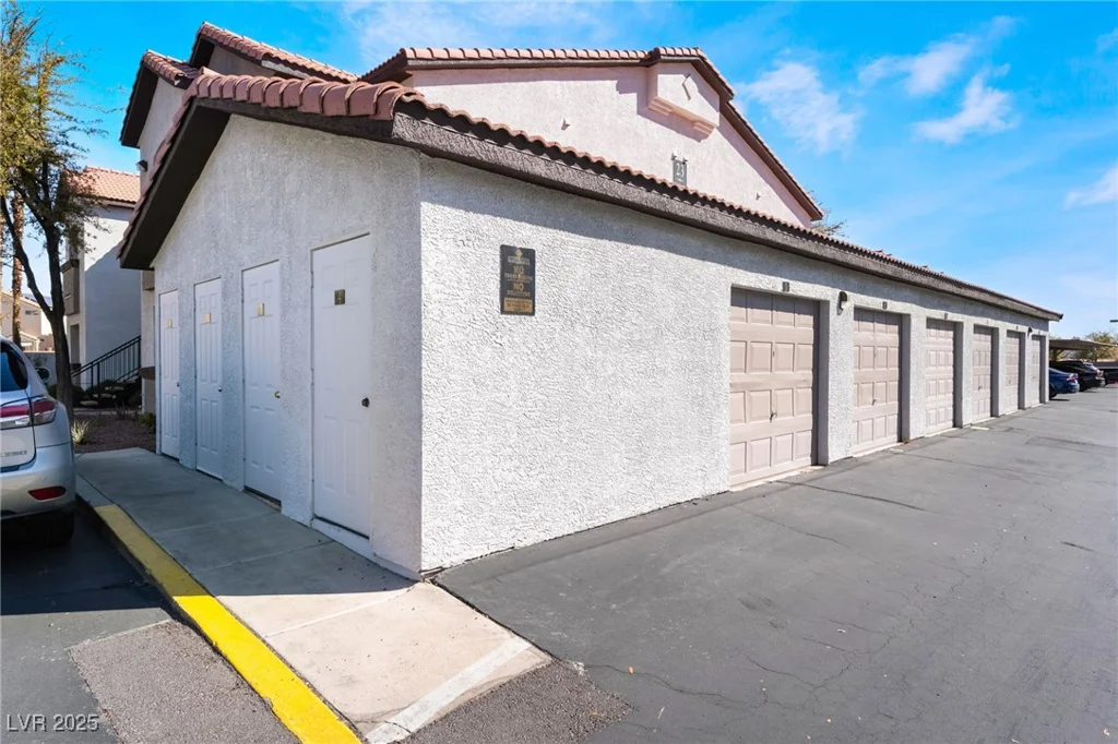 2615 Gary, Las Vegas, NV 89123