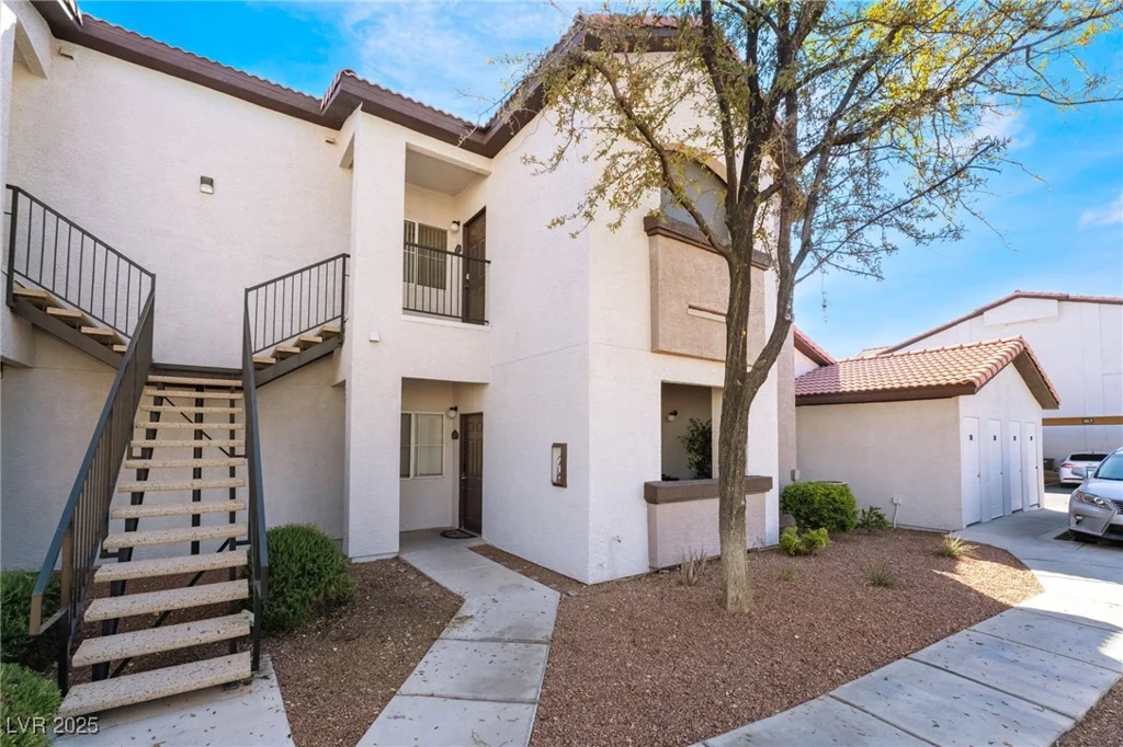 2615 Gary, Las Vegas, NV 89123