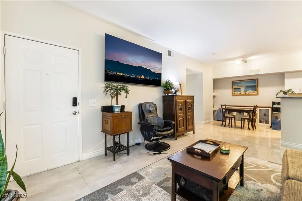 2615 Gary, Las Vegas, NV 89123