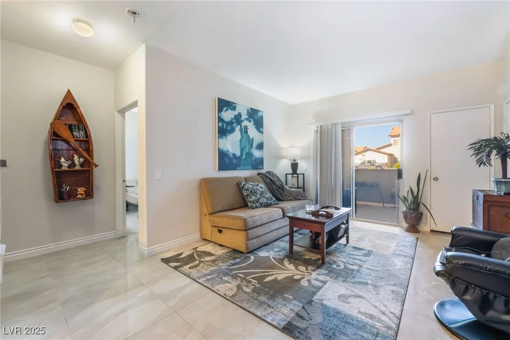 2615 Gary, Las Vegas, NV 89123
