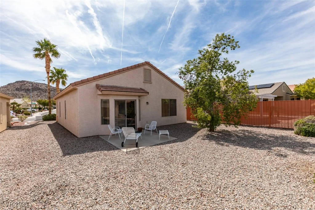 2194 King Mesa, Henderson, NV 89012