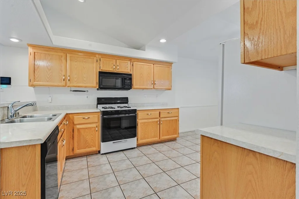 880 Autumn Canyon, Henderson, NV 89002