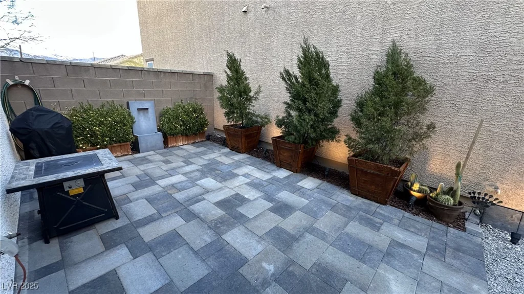 1027 Brilliant Meadow, North Las Vegas, NV 89086
