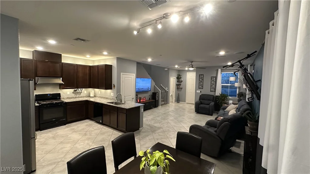 1027 Brilliant Meadow, North Las Vegas, NV 89086