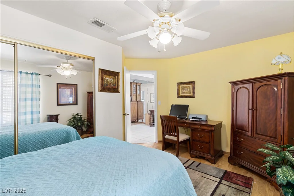 5709 Colwood, Las Vegas, NV 89130
