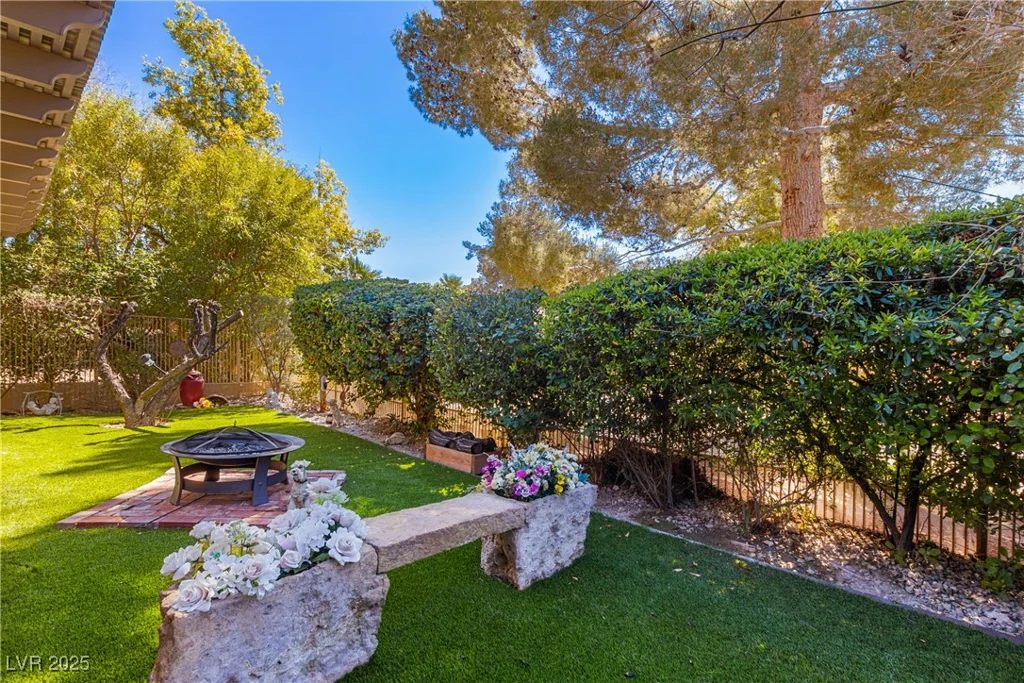5709 Colwood, Las Vegas, NV 89130