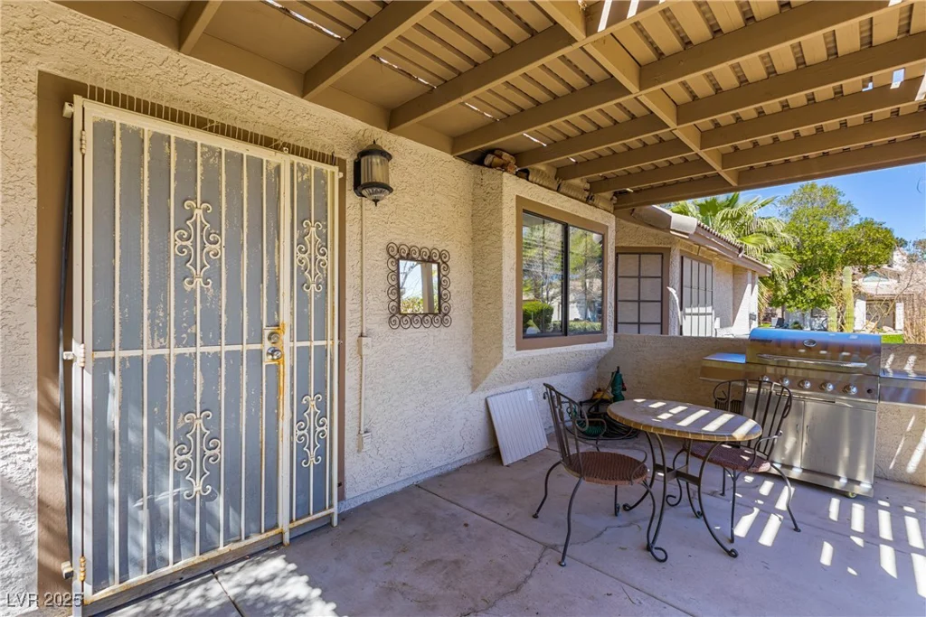 5709 Colwood, Las Vegas, NV 89130
