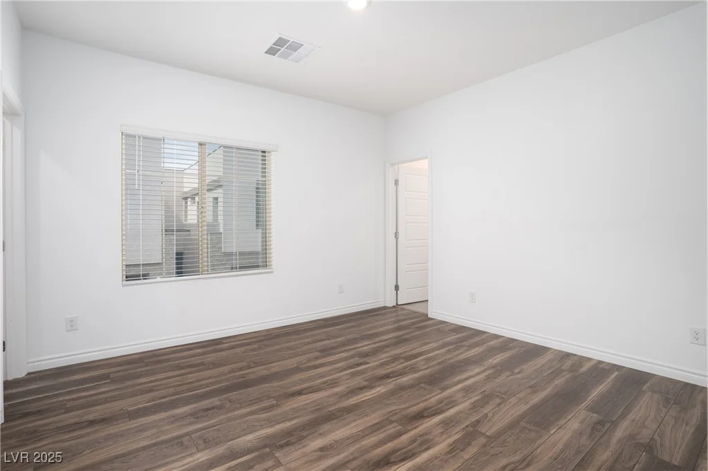 600 Carriage Hill, Las Vegas, NV 89138