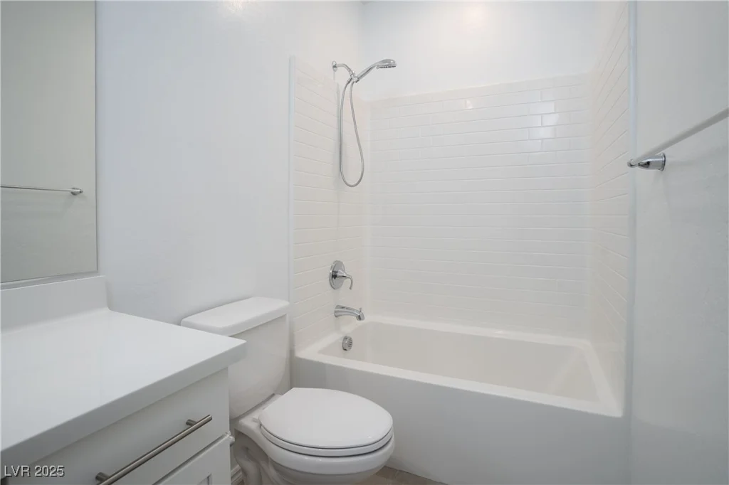 600 Carriage Hill, Las Vegas, NV 89138