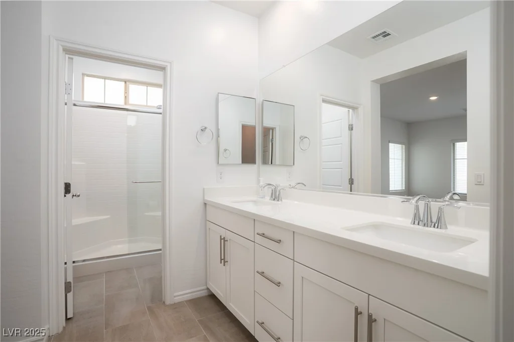 600 Carriage Hill, Las Vegas, NV 89138