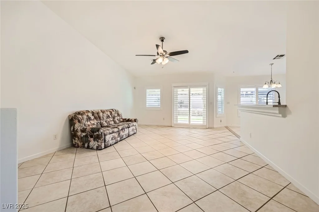 917 Pigeon Forge, Henderson, NV 89015