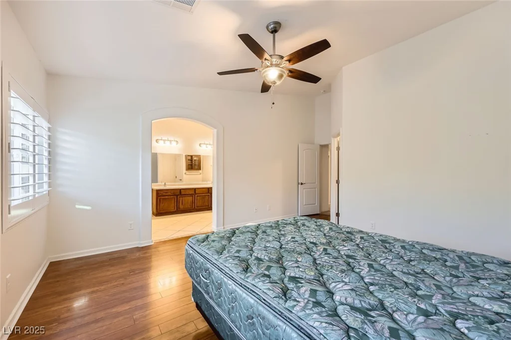 917 Pigeon Forge, Henderson, NV 89015