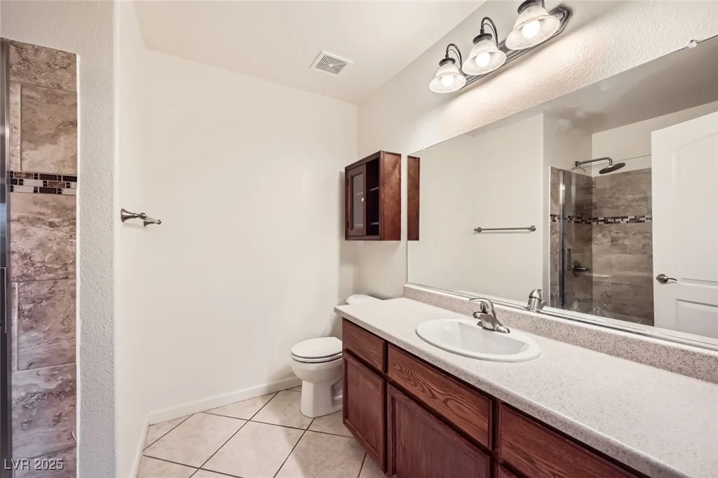 917 Pigeon Forge, Henderson, NV 89015