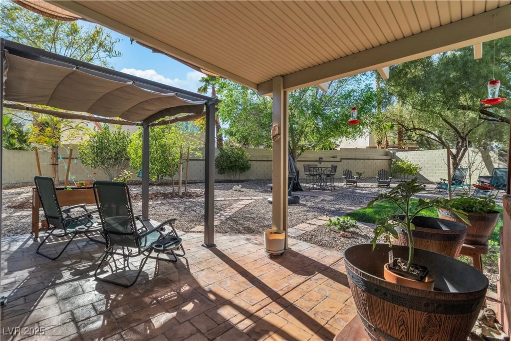 9768 Northern Dancer, Las Vegas, NV 89117