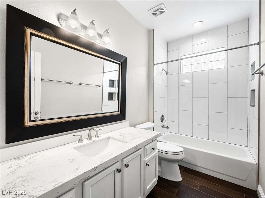 8705 Red Brook, Las Vegas, NV 89128