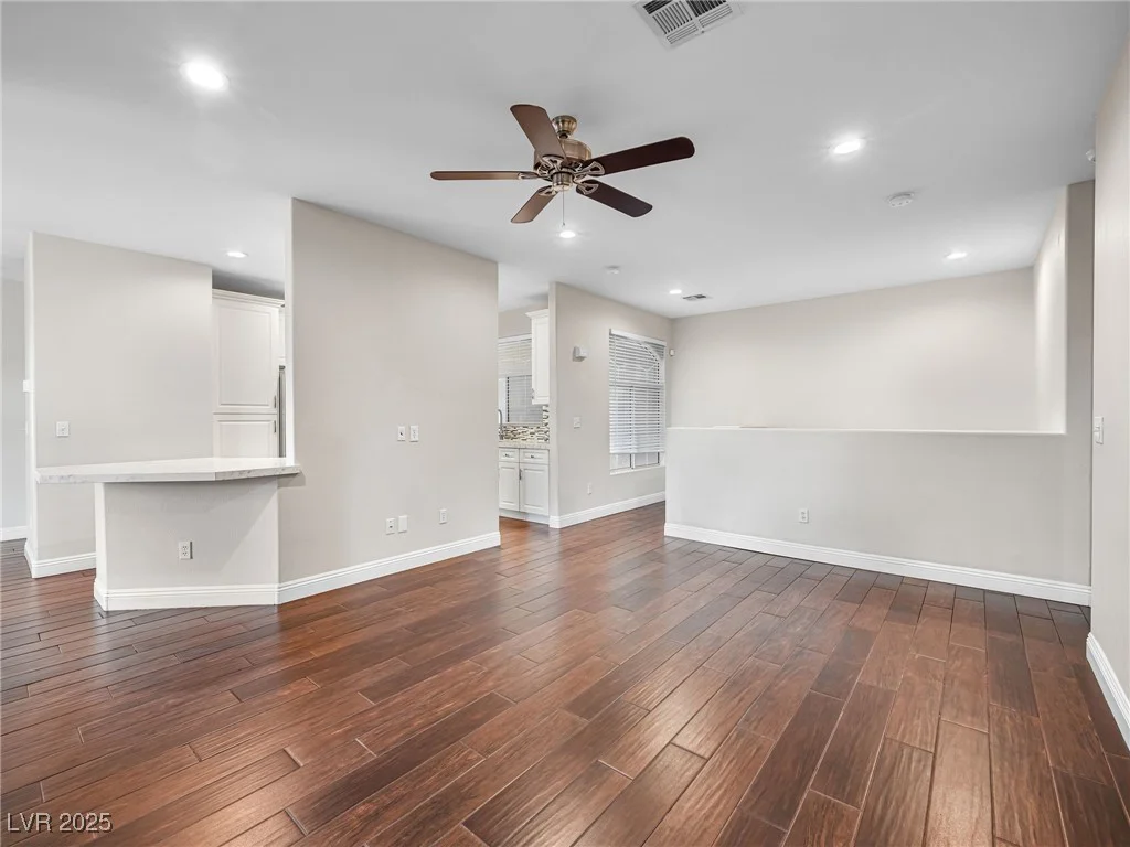 8705 Red Brook, Las Vegas, NV 89128