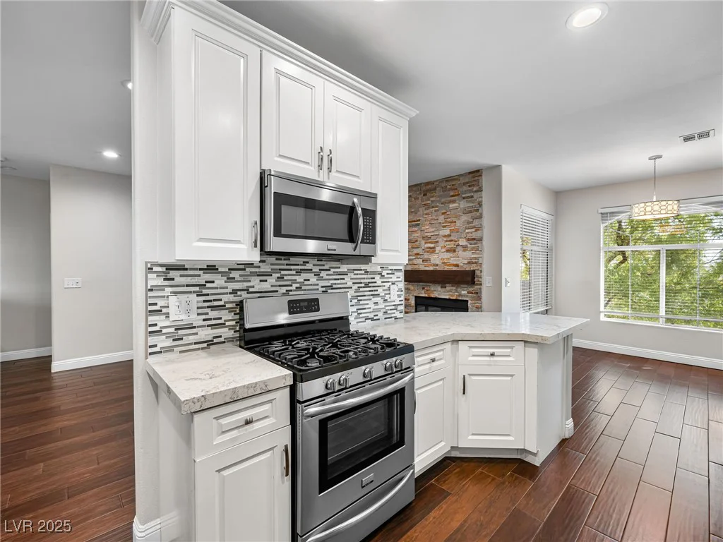 8705 Red Brook, Las Vegas, NV 89128