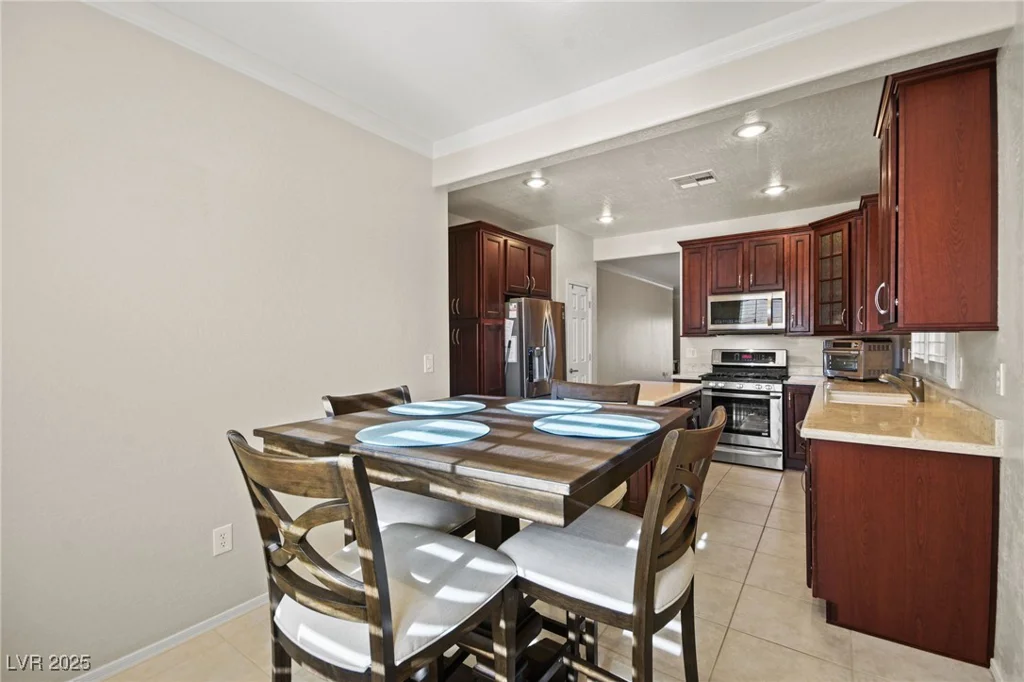 7904 Fantail, North Las Vegas, NV 89084