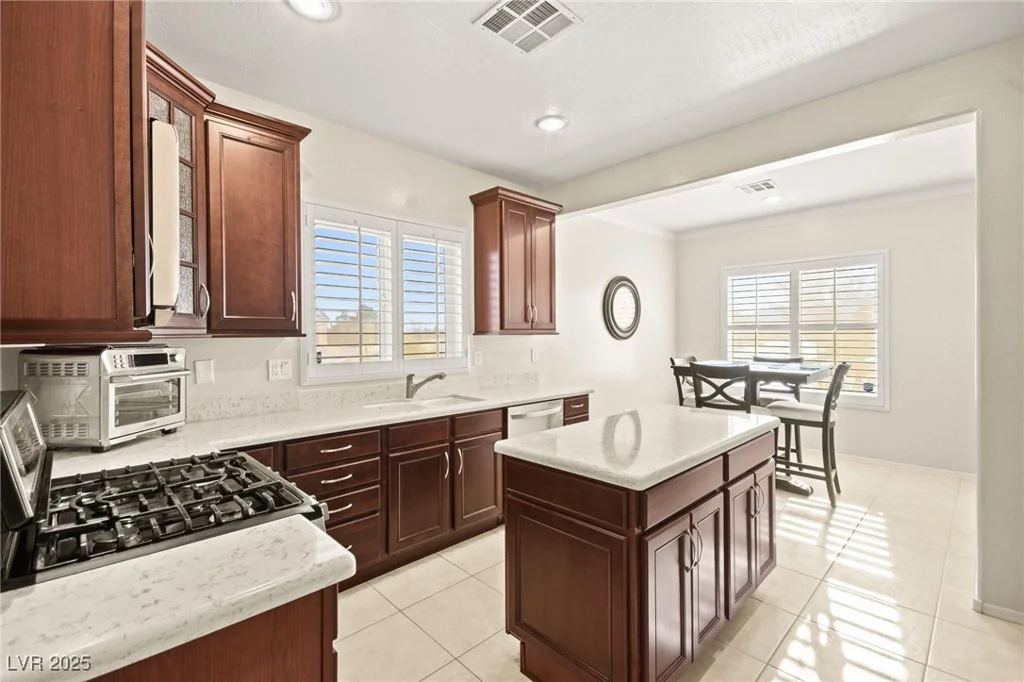 7904 Fantail, North Las Vegas, NV 89084