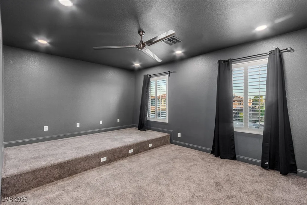 7338 Flying Pegasus, Las Vegas, NV 89131