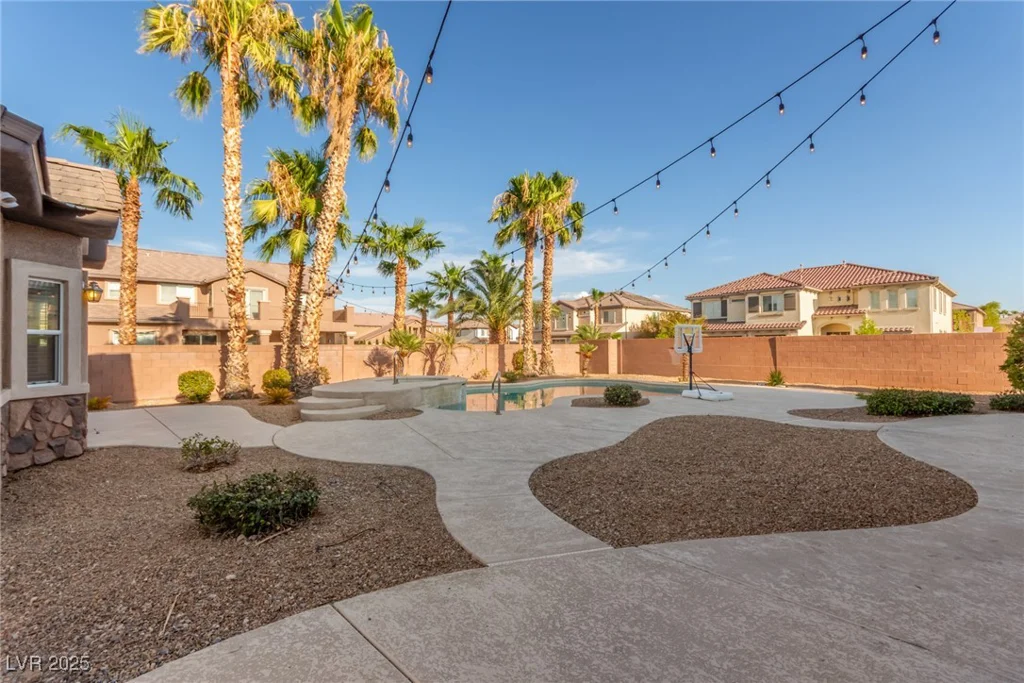 7338 Flying Pegasus, Las Vegas, NV 89131