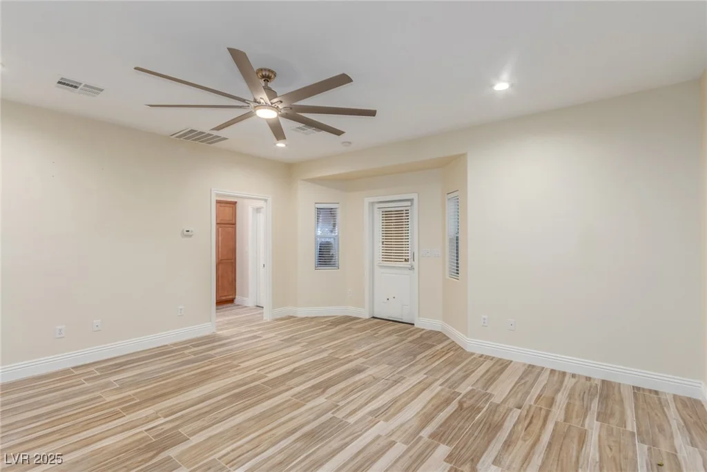 7338 Flying Pegasus, Las Vegas, NV 89131
