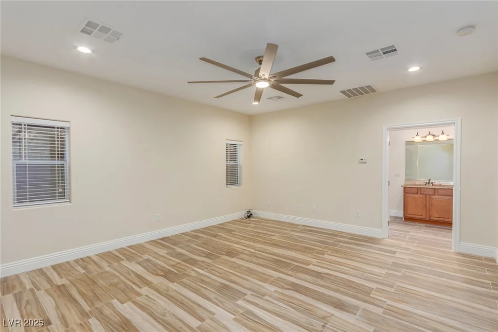 7338 Flying Pegasus, Las Vegas, NV 89131