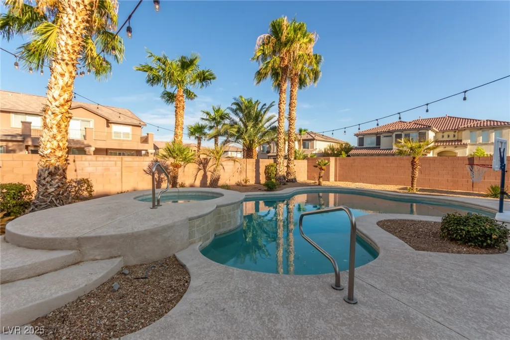 7338 Flying Pegasus, Las Vegas, NV 89131