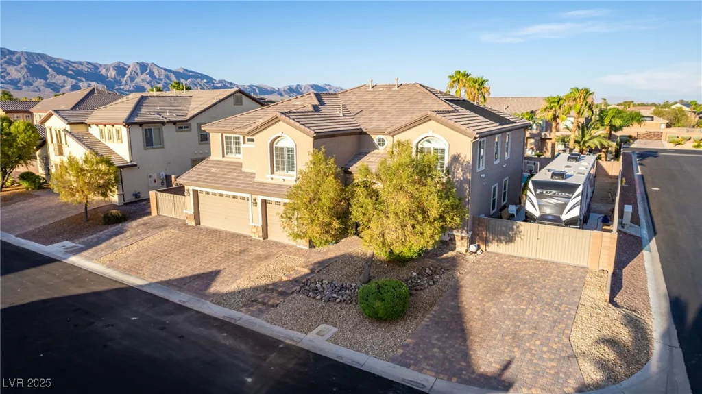 7338 Flying Pegasus, Las Vegas, NV 89131