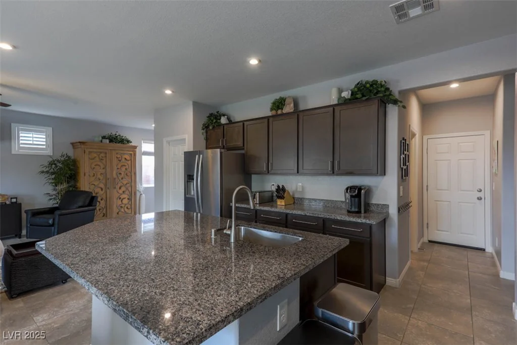 9160 Lynea, Las Vegas, NV 89178