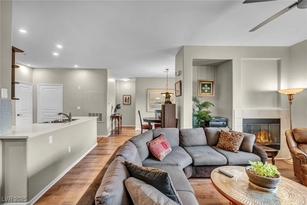 1012 Domnus, Las Vegas, NV 89144