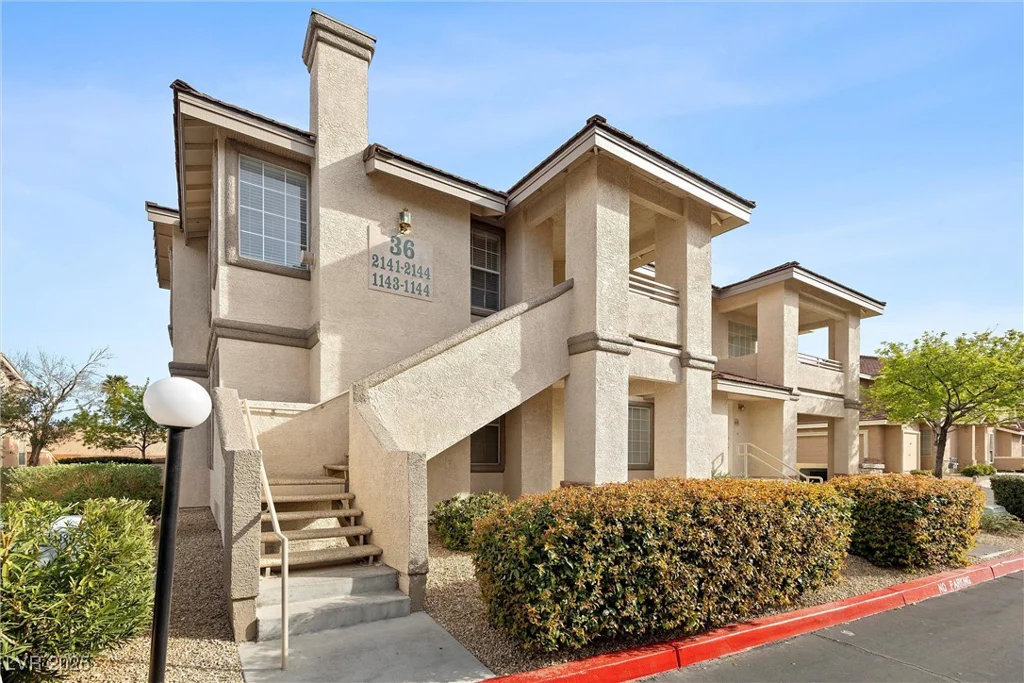 9901 Trailwood, Las Vegas, NV 89134