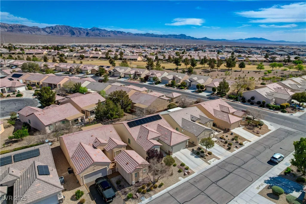 7564 Wingspread, North Las Vegas, NV 89084